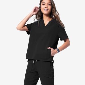 Figs | Black Kumba - Raglan Scrub Top